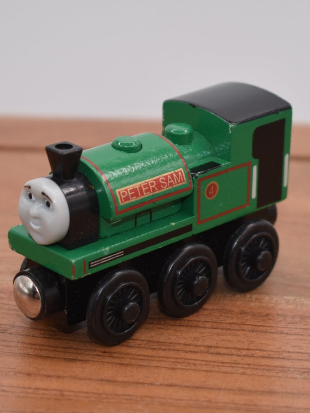 Peter Sam Rare SQUARE FUNNEL Thomas and Friends Wooden Railway Train Engine 2003